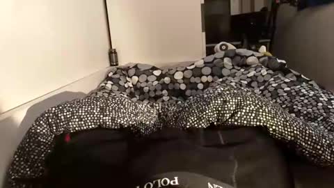 Snapshot of adrisex2002 chatting on December 9, 2024, 6:35 pm adrisex2002 online show from December 9, 2024, 6:35 pm