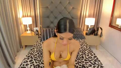 Snapshot of aela_washington chatting on December 27, 2024, 7:24 pm Aela online show from December 27, 2024, 7:24 pm