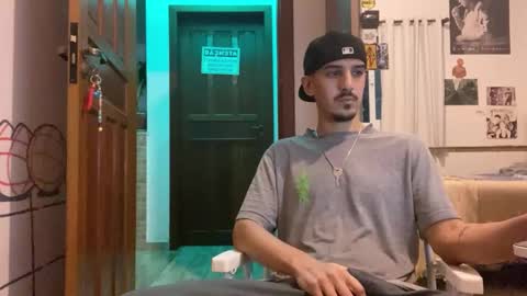 Luci online show from September 16, 2025, 1:39 am