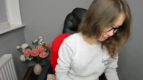 Snapshot of afinacutie chatting on December 16, 2024, 11:12 am Afina online show from December 16, 2024, 11:12 am