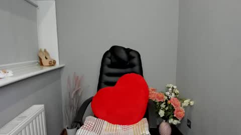 Snapshot of afinacutie chatting on January 23, 2025, 2:28 pm Afina online show from January 23, 2025, 2:28 pm