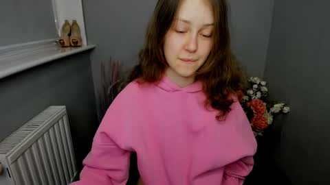 Snapshot of afinacutie chatting on February 9, 2025, 8:11 am Afina online show from February 9, 2025, 8:11 am