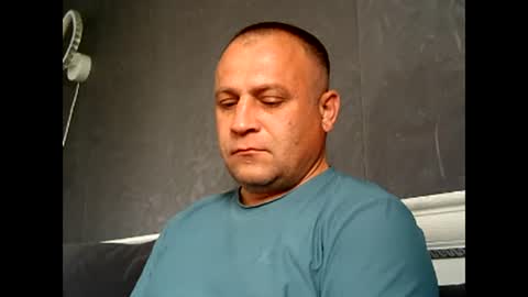 Snapshot of afonya342 chatting on April 17, 2026, 6:27 am Sasha online show from April 17, 2026, 6:27 am