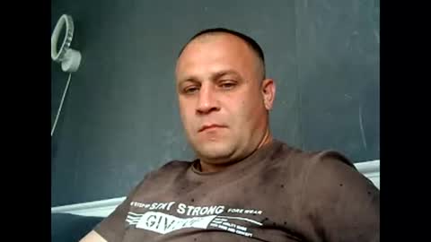 Snapshot of afonya342 chatting on May 2, 2026, 5:23 am Sasha online show from May 2, 2026, 5:23 am