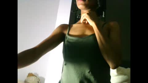 Snapshot of africadeluxe chatting on January 29, 2025, 8:51 am Africa online show from January 29, 2025, 8:51 am