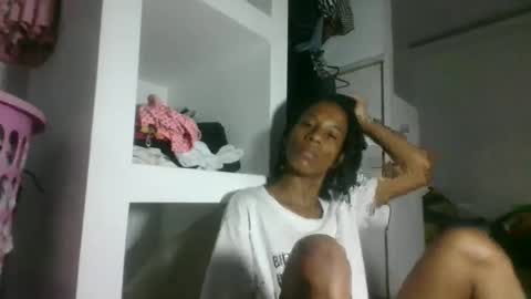 Snapshot of africadeluxe chatting on March 11, 2025, 10:09 pm Africa online show from March 11, 2025, 10:09 pm