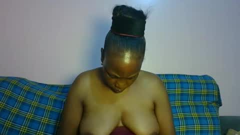 Snapshot of african_divaa chatting on February 21, 2026, 2:40 pm african_divaa online show from February 21, 2026, 2:40 pm