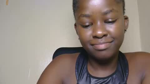 Snapshot of african_sluttygal chatting on November 16, 2025, 1:44 am african_sluttygal online show from November 16, 2025, 1:44 am
