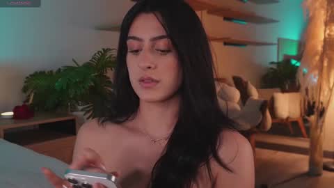 Emma online show from March 4, 2025, 11:54 pm