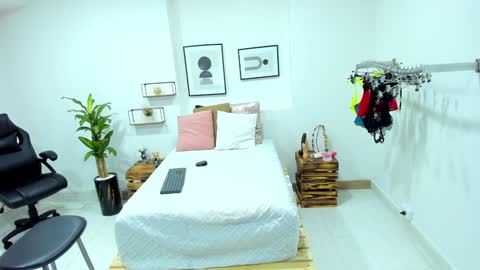 Afrodita online show from January 15, 2025, 3:11 am