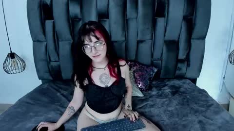 Afrodita online show from October 24, 2025, 8:16 pm