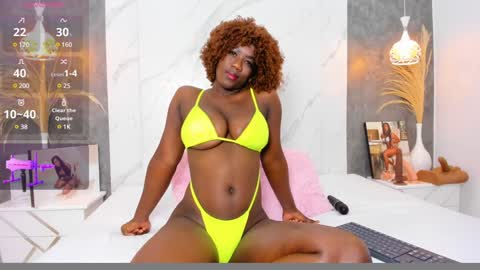 Snapshot of afroditaroy chatting on December 6, 2024, 4:06 pm AfroditaRoy online show from December 6, 2024, 4:06 pm