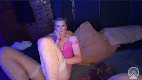 Snapshot of after_dark_productions chatting on June 24, 2026, 6:01 am Me Myself Irene online show from June 24, 2026, 6:01 am