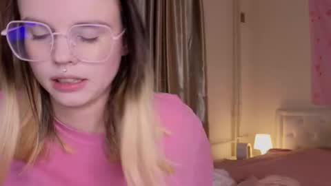 afterdarkduo online show from December 21, 2025, 3:52 pm