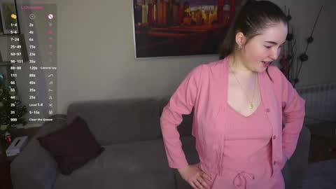 Lana  1800 - 0330 UTC   Mia 0700- 1630 UTC online show from March 16, 2026, 6:06 am