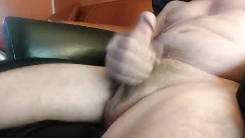 agape433534 online show from April 18, 2026, 6:23 pm