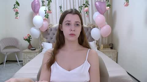 Agata Aisitt online show from February 16, 2025, 8:43 am