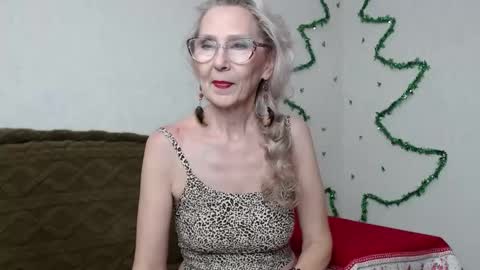 Snapshot of agatha_moore_ chatting on December 13, 2024, 1:55 pm Agatha online show from December 13, 2024, 1:55 pm