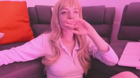 Snapshot of agathaa_ks_ chatting on February 16, 2025, 4:31 am Camila     2 online show from February 16, 2025, 4:31 am