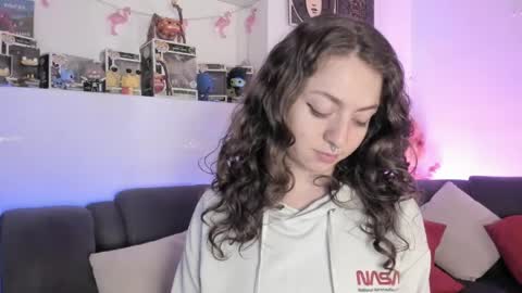 Camila     2 online show from May 19, 2026, 12:05 am