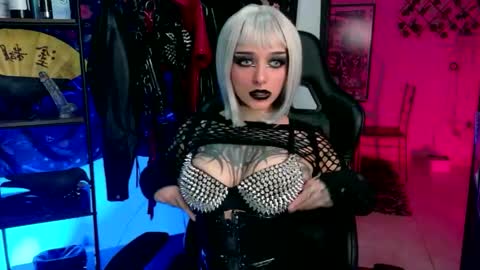 Agatha Fox online show from May 16, 2026, 7:12 pm