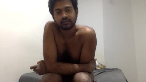 aggaggs online show from November 30, 2025, 3:10 am