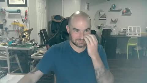 Aggieswing online show from December 3, 2024, 4:25 am