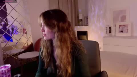 Agnes online show from March 25, 2026, 10:27 pm