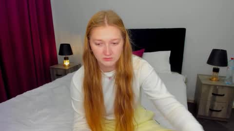 Snapshot of agnesarden chatting on October 3, 2025, 12:02 pm AgnesArden online show from October 3, 2025, 12:02 pm