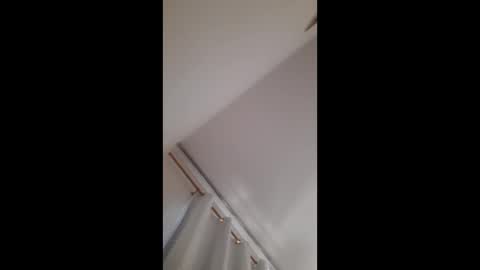 agnesethereal online show from March 25, 2026, 10:54 am