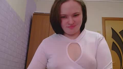 Agnettta online show from April 22, 2026, 7:00 am