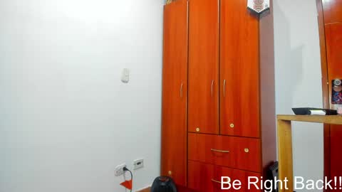 Agustin online show from December 1, 2024, 6:41 pm