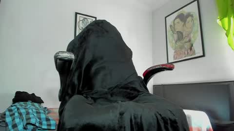Agustin online show from May 30, 2026, 8:06 pm