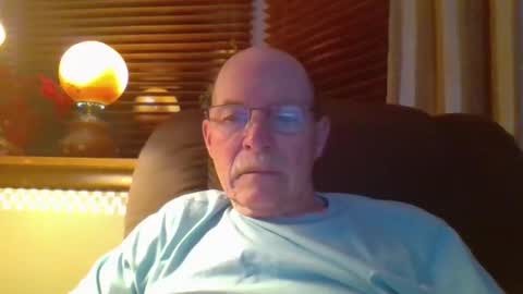 Snapshot of aguynrkfrd chatting on December 17, 2024, 10:12 am aguynrkfrd online show from December 17, 2024, 10:12 am