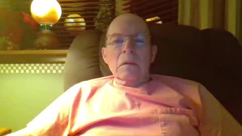 Snapshot of aguynrkfrd chatting on December 21, 2024, 10:28 am aguynrkfrd online show from December 21, 2024, 10:28 am