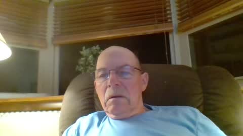 aguynrkfrd online show from July 22, 2026, 9:34 am