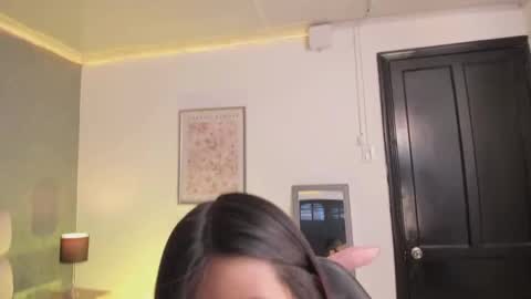 Ahmara  online show from September 22, 2025, 11:34 am