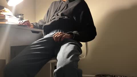 Snapshot of ahmedkhan632131 chatting on February 9, 2026, 3:21 am Dylan online show from February 9, 2026, 3:21 am