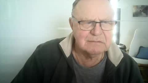 Snapshot of ahmole chatting on December 4, 2024, 10:46 am Ole online show from December 4, 2024, 10:46 am