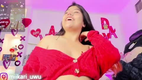 Ahri help me get to 100  online show from February 15, 2025, 8:33 am