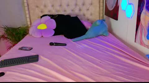 Snapshot of ahri_ossuri chatting on February 13, 2025, 12:46 am ahri online show from February 13, 2025, 12:46 am