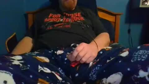 Snapshot of ahrnycumtoy chatting on January 20, 2025, 5:37 am hrnycummer online show from January 20, 2025, 5:37 am