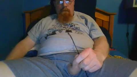 Snapshot of ahrnycumtoy chatting on April 30, 2026, 5:47 am hrnycummer online show from April 30, 2026, 5:47 am
