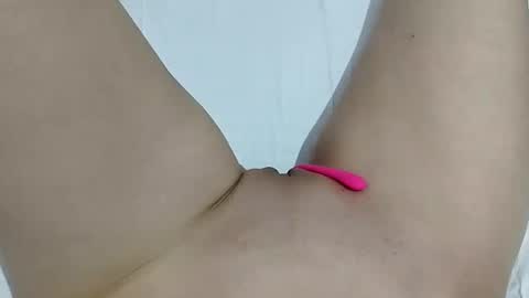 Snapshot of ahsexi chatting on October 2, 2025, 7:10 pm Taylor online show from October 2, 2025, 7:10 pm