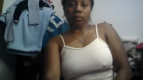 Aicha boobs online show from May 27, 2026, 1:46 am