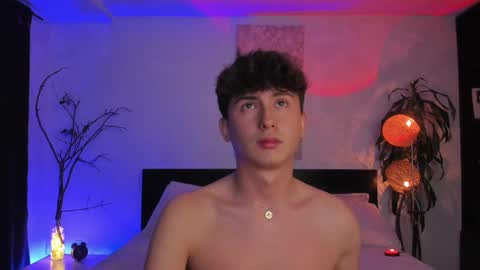 Snapshot of aidan_hale chatting on March 6, 2025, 7:36 am A H online show from March 6, 2025, 7:36 am