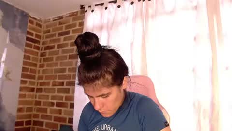 Ailyn online show from July 2, 2026, 10:27 pm