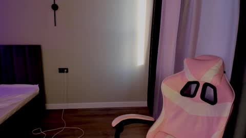 Snapshot of aiko_mainee chatting on February 2, 2026, 3:38 am aiko_mainee online show from February 2, 2026, 3:38 am