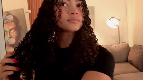 Alisson online show from February 2, 2026, 7:45 pm