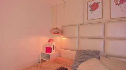 Aily Yozuko online show from April 15, 2026, 2:40 am